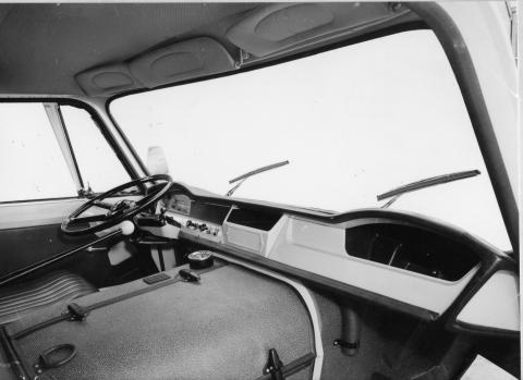 interieur_camion_350_1965_-_14.156_-.jpg.jpg